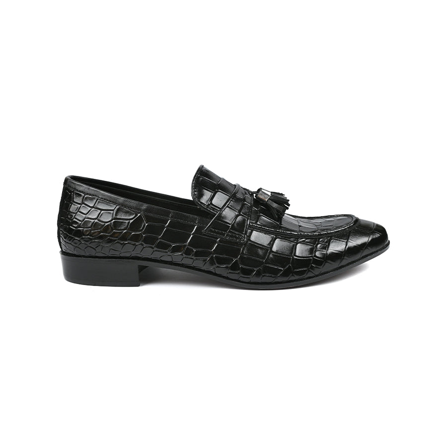 Tassles Croc Black