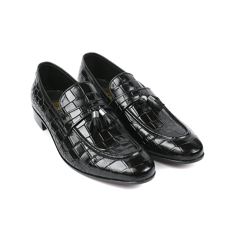 Tassles Croc Black